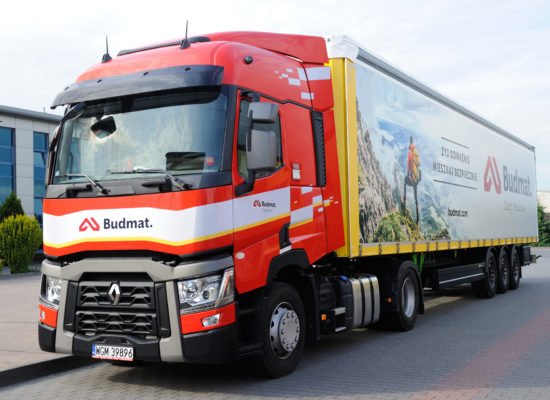 Pojazdy Budmat Transport